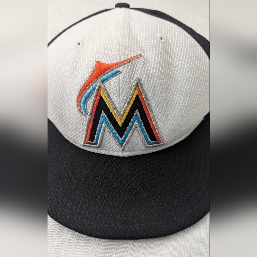 Miami Marlins Hat Cap  New‎ Era 59FIFTY  Baseball 7 1/2